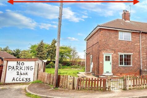 74 Clayton Avenue, Upton, Pontefract... 3 bed end of terrace house for sale