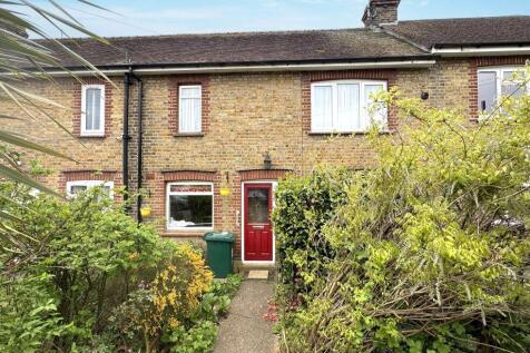 133 Fryent Grove, Kingsbury, NW9 7HE 3 bed terraced house for sale