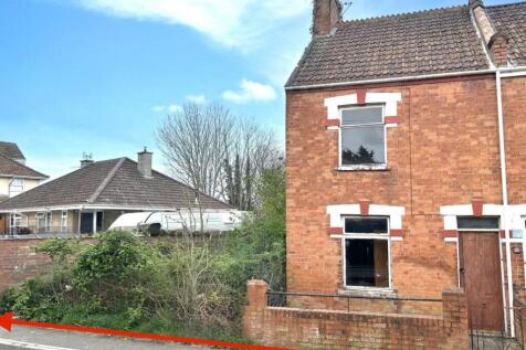 24 Saltlands Avenue, Bridgwater... 3 bed end of terrace house for sale