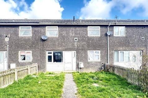 13 Kendal Road, Immingham, DN40 1JB 3 bed terraced house for sale