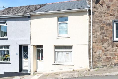 6 Hill Street, Ebbw Vale, Gwent, NP23... 2 bed terraced house for sale