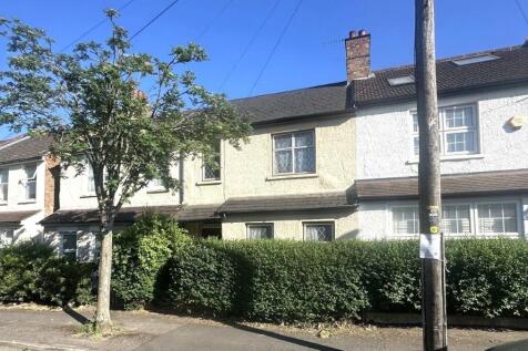 4 bedroom terraced house for sale