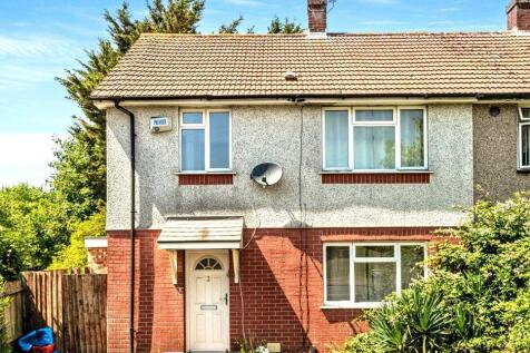 2 Welch Road, Cheltenham, GL51 0DZ 3 bed semi