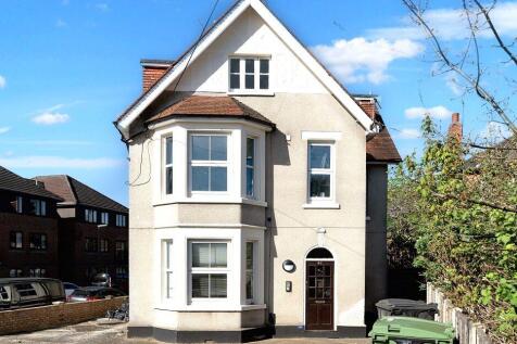 Flat 5, 42 Frimley Road, Camberley... 1 bed flat for sale