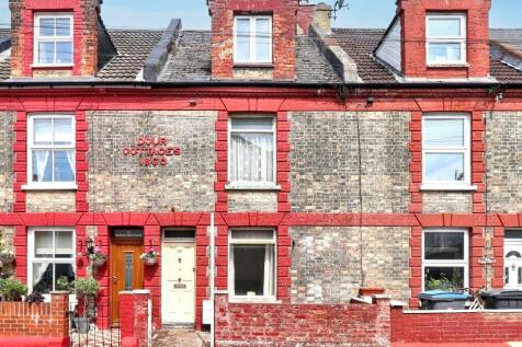 10 Maison Dieu Place, Dover, CT16 1DX 4 bed terraced house for sale