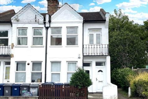 2 bedroom maisonette for sale
