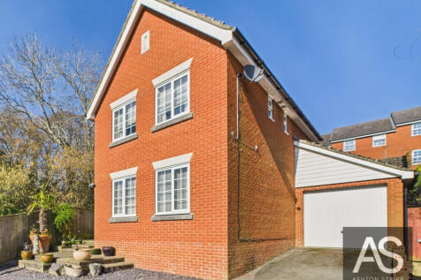 Wesley Salmon Close, St.... 4 bed detached house for sale