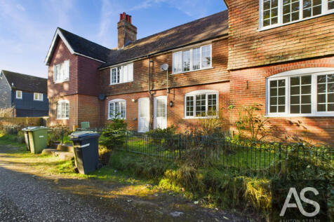 Horns Corner, Catsfield, TN33 3 bed terraced house for sale