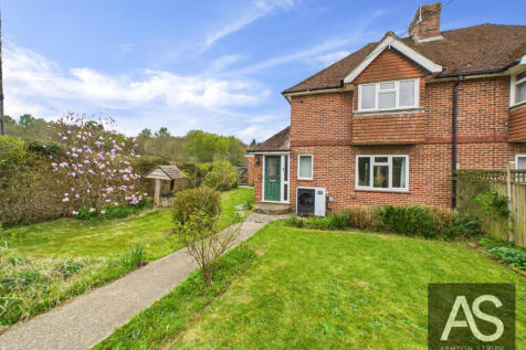 Hoath Hill, Robertsbridge, TN32 3 bed semi