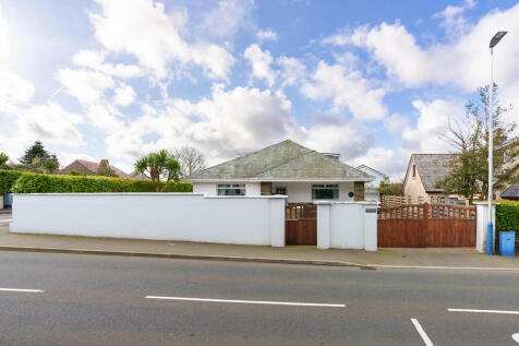 4 bedroom detached bungalow for sale