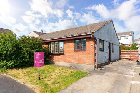 2 bedroom semi-detached bungalow for sale