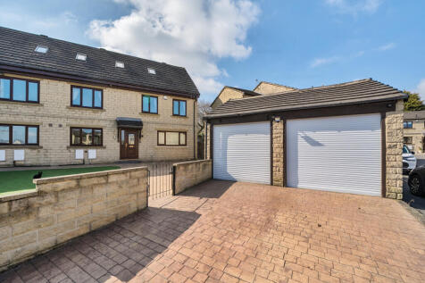 3 bedroom semi-detached house for sale