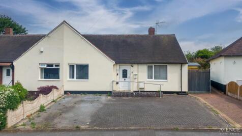2 bedroom semi-detached bungalow for sale