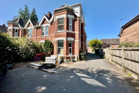 7 bedroom house for sale