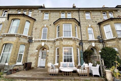 Southgrove Road, Ventnor 6 bed end of terrace house for sale