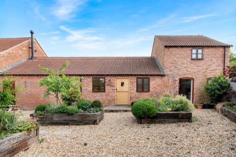 3 bedroom barn conversion for sale