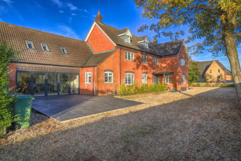 Commercial Road, DEREHAM NR19 5 bed detached house for sale
