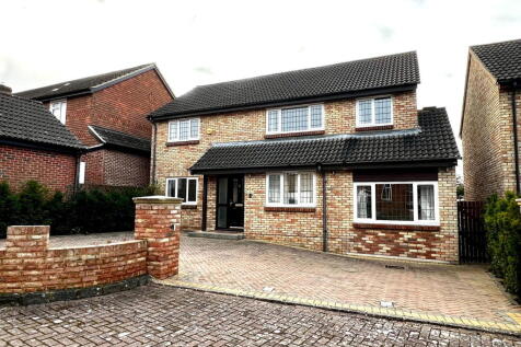 The Green, Leatherhead KT22 3 bed detached house for sale