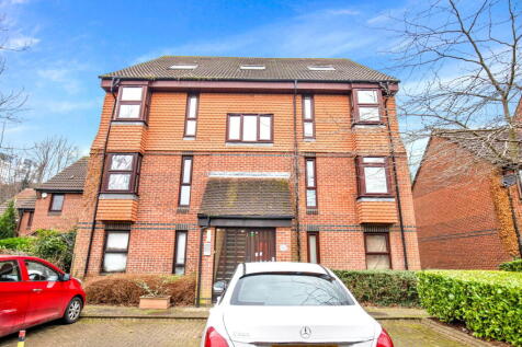Turnpike Lane, Sutton SM1 Studio for sale