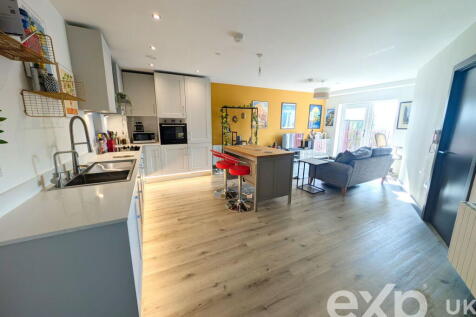 Maidstone ME14 1 bed apartment for sale