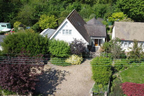 3 bedroom chalet for sale