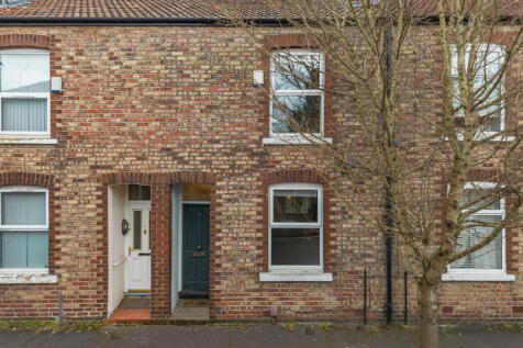 Hazelbank Avenue, Manchester M20 2 bed terraced house for sale