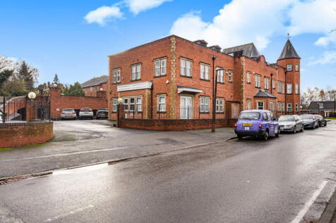 Warwick Road, Solihull B92 1 bed apartment for sale