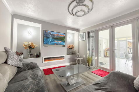 Sandridge Road, Melksham SN12 4 bed detached bungalow for sale