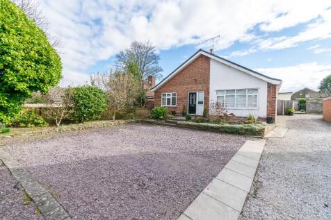 3 bedroom detached bungalow for sale