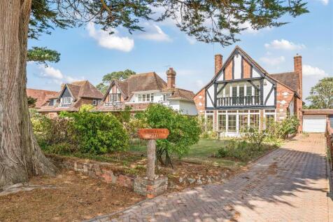 Manor Way, Aldwick 3 bed detached house for sale
