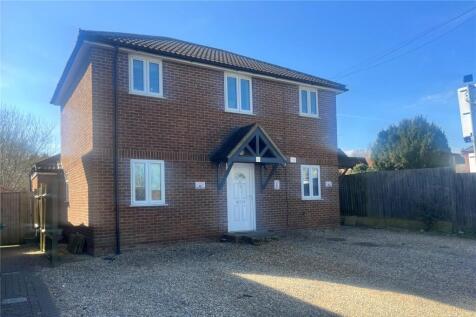 2 bedroom maisonette for sale