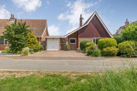 Holt 3 bed detached bungalow for sale
