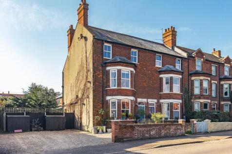 Cromer Road, Sheringham, NR26 7 bed end of terrace house for sale