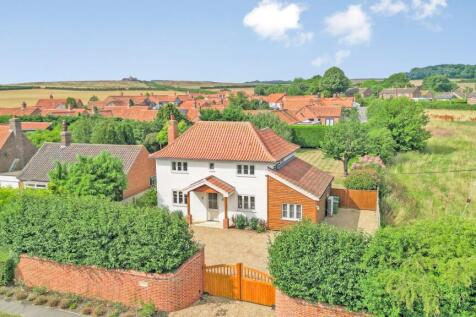 Burnham Market 4 bed detached house for sale