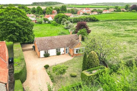 3 bedroom detached bungalow for sale