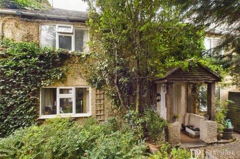 3 bedroom cottage for sale