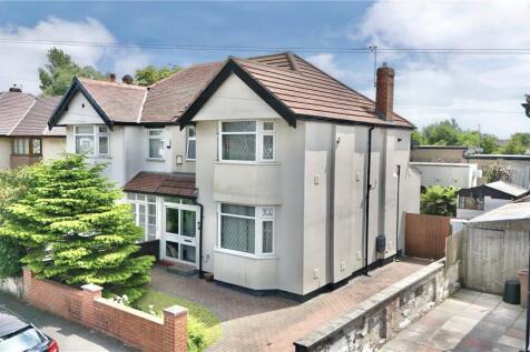 Derwent Road, Meols, Wirral... 3 bed semi