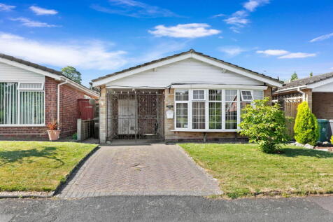 18 Arundel Drive, Battenhall... 2 bed detached bungalow for sale