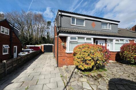 4 bedroom semi-detached house for sale