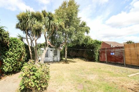 Columbia Road, Bournemouth, BH10 5 bed detached house for sale