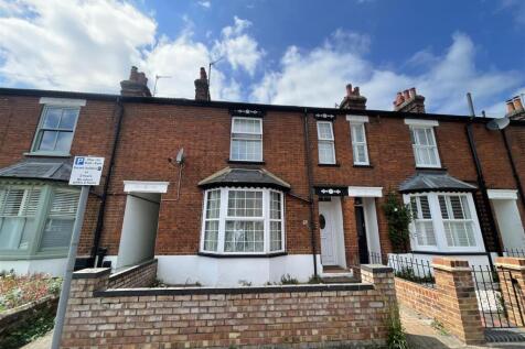 Kings Road, Hitchin 3 bed terraced house for sale