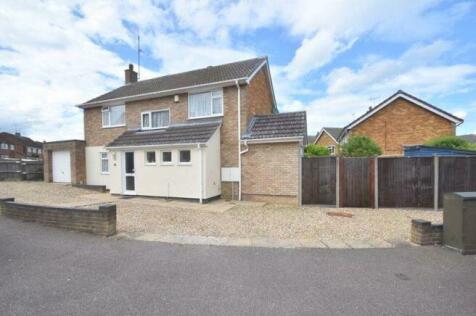 Rosslyn Crescent, Icknield, Luton... 4 bed detached house for sale
