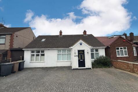 4 bedroom bungalow for sale