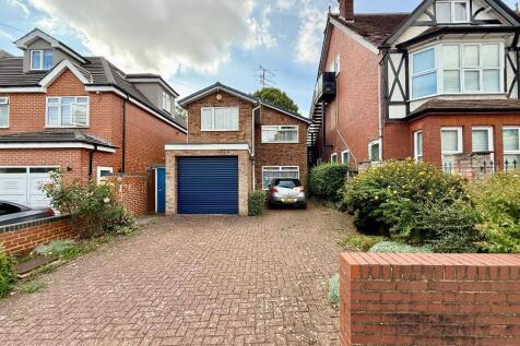 Lansdowne Road, New Bedford Road... 4 bed detached house for sale