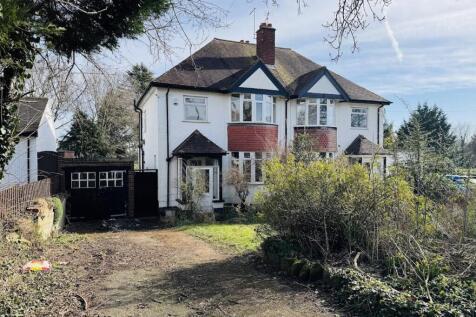 3 bedroom semi-detached house for sale
