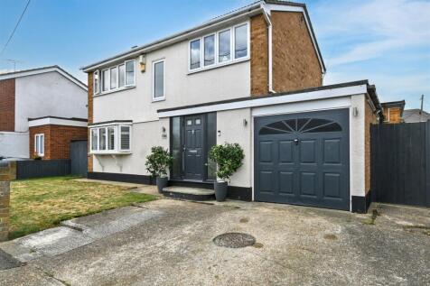 Maurice Road, Canvey Island SS8 4 bed detached house for sale
