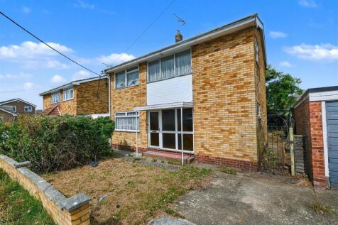 Delgada Road, Canvey Island SS8 3 bed house for sale