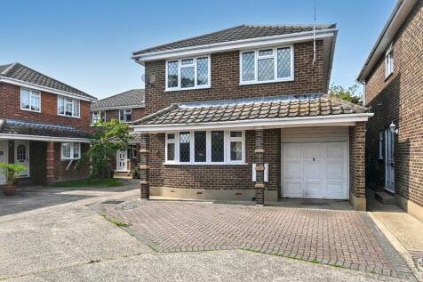 Windsor Close, Canvey Island SS8 4 bed detached house for sale