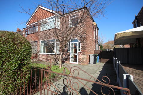 Ashbourne Road, Stretford, M32 9RZ 3 bed semi