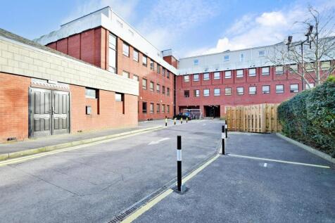White Lion Close, East Grinstead... 1 bed ground floor flat for sale